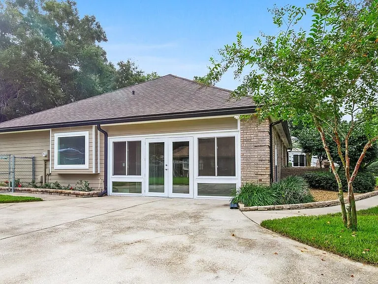 Driveway entrance
