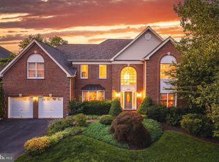 10858 Hunter Gate Way, Reston, VA 20194