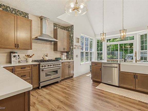 4th image of 18375 Bent Tree Ln