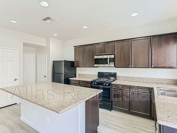 4th image of 6978 Walden Park St