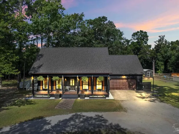 5072 Del Monte St, Milton, FL 32583