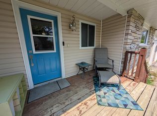 542 Stella Ave #1, Kingston, ON K7L 4V1