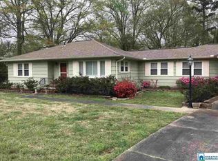 1821 Moncrief Rd, Gardendale, AL 35071