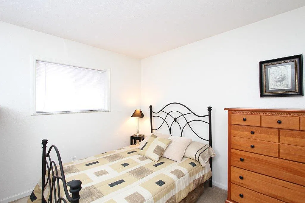 Maple Grove Townhomes — Photo 2