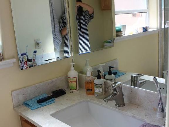 5th image of 111 E Poplar Ave APT 212