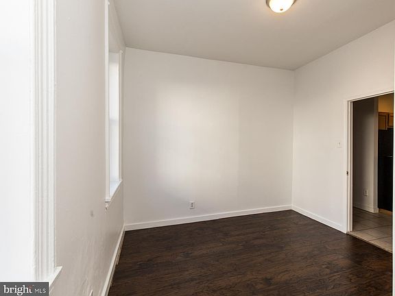 5th image of 2010 E York St APT 1F