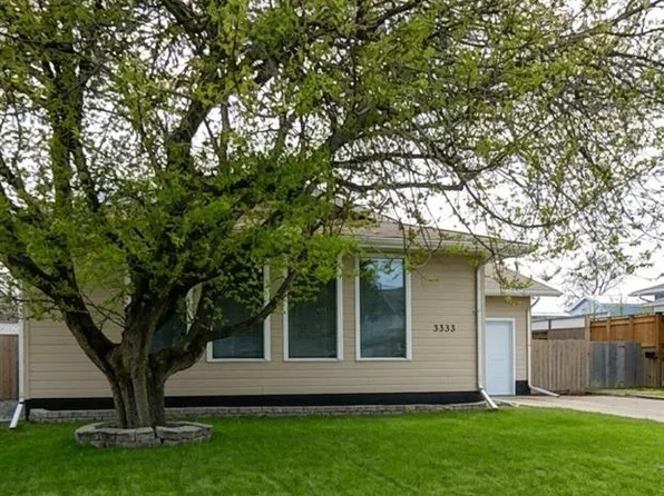 5333 N 57th Ave, Rocky Mountain House, AB T4T 1M7