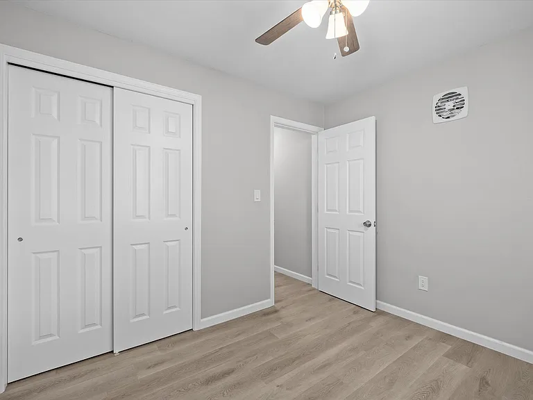 1000 Olive St #213 — Photo 6