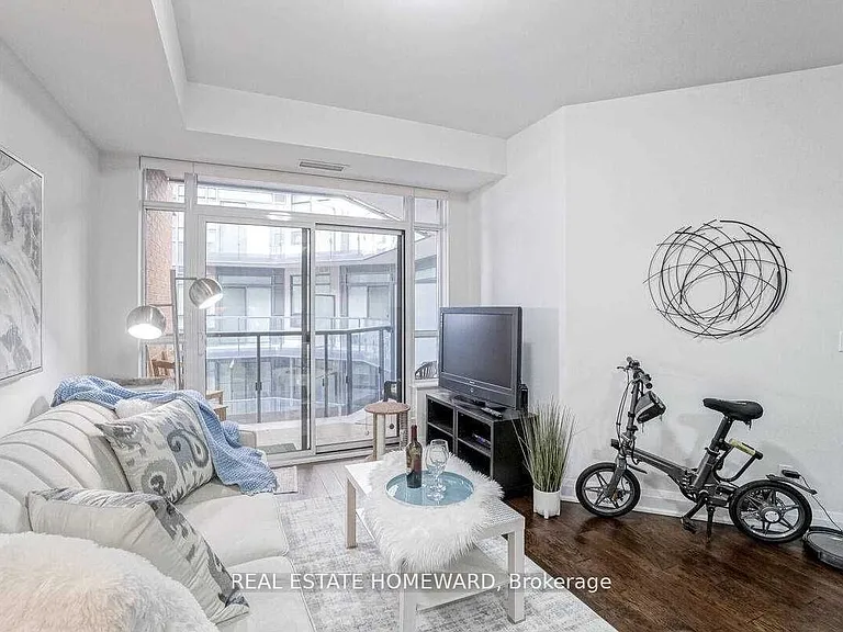 25 Fontenay Ct #418 — Photo 7
