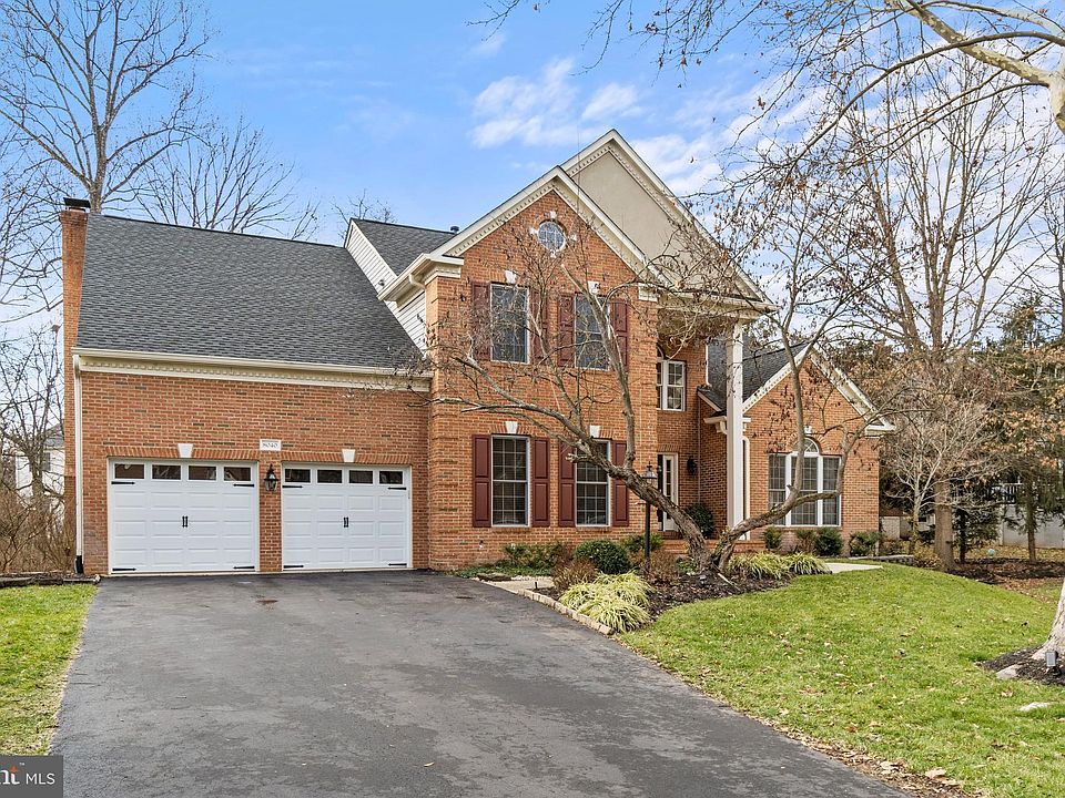 1st image of 8040 Arcadian Shore Ct