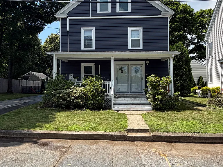 15 Ellsworth Ave — Photo 1