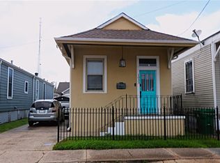 1033 6th St, Gretna, LA 70053