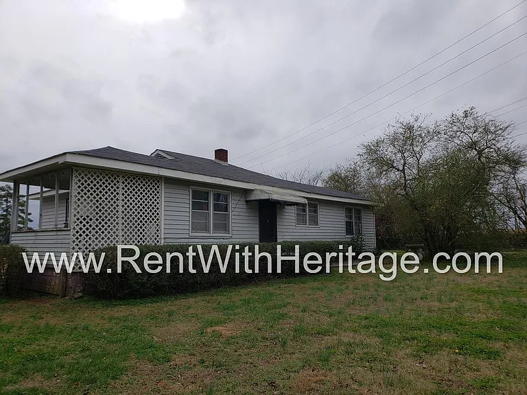 11931 Veterans Memorial Hwy — Photo 2