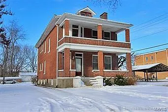 3 bed, 1311 sqft, $970 — Photo 2