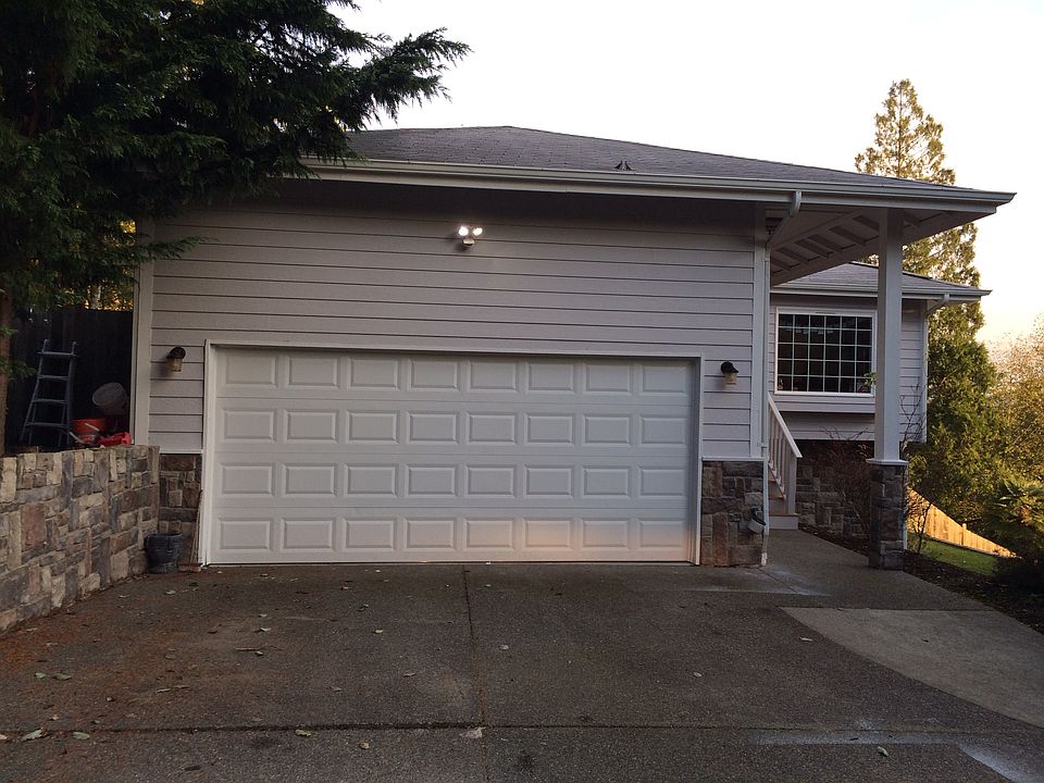 1st image of 1024 10th Street Court Fi