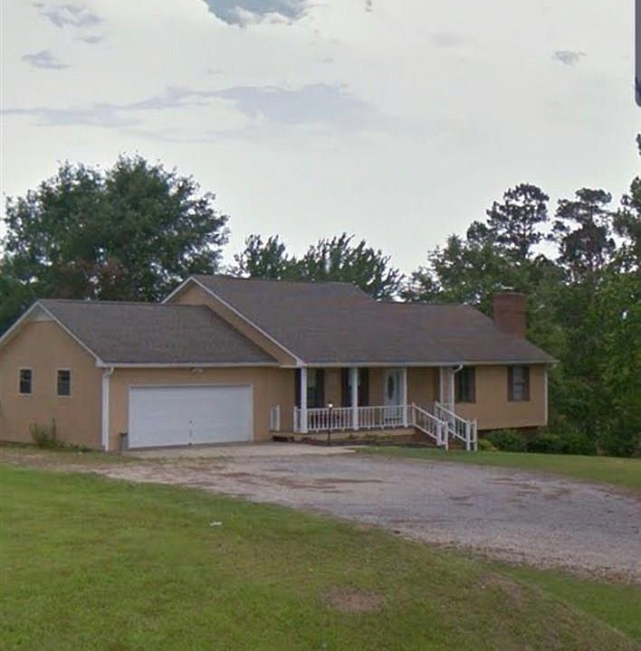 2nd image of 2715 County Road 18 W