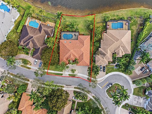 5th image of 158 Dockside Cir