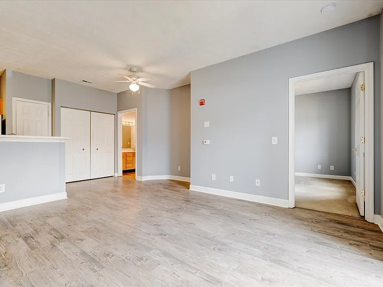 Cross Lake Apartments — Photo 17