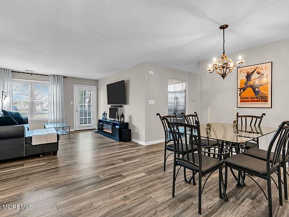 2nd image of 103 Cypress Court