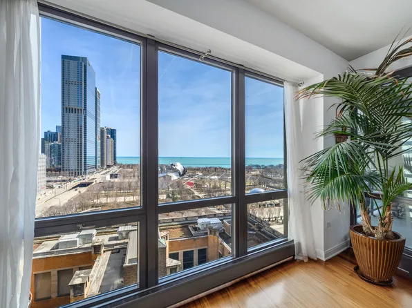 130 N Garland Ct APT 1411, Chicago, IL 60602