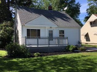 29611 Bruce Dr, Willowick, OH 44095