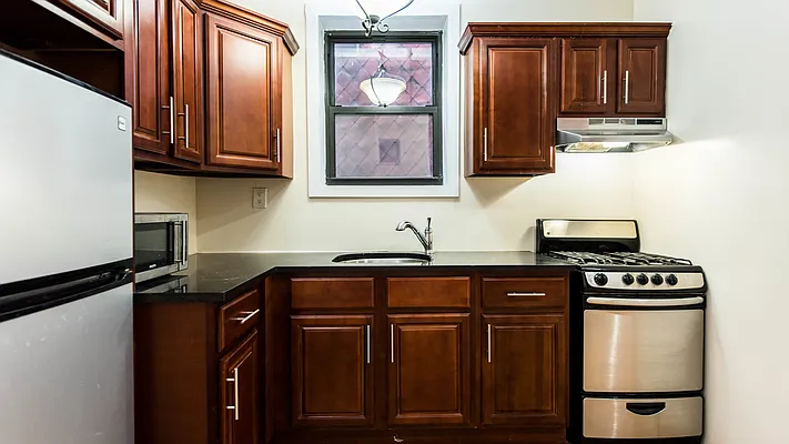 Rented by Nooklyn NYC LLC | media 26