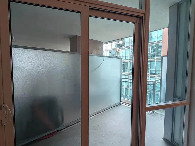 112 George St S #502 — Photo 14