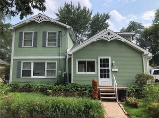 2615 Lyon St, Des Moines, IA 50317