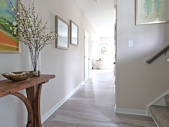 2nd image of 5400 Bradenton Dr #8HPGZ8