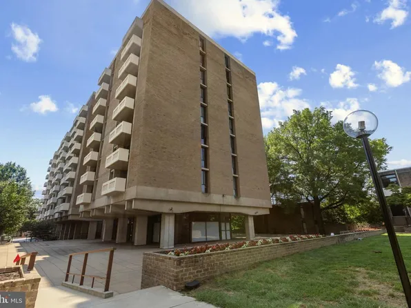 240 M St SW, Washington, DC