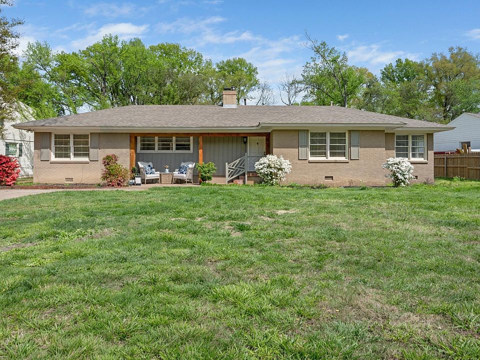 1st image of 264 Barry Rd