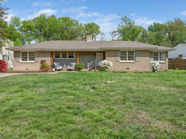 264 Barry Rd, Memphis, TN 38117