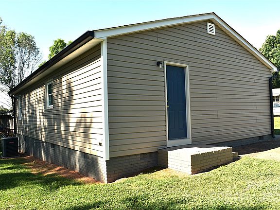 4th image of 660 Kilborne Dr