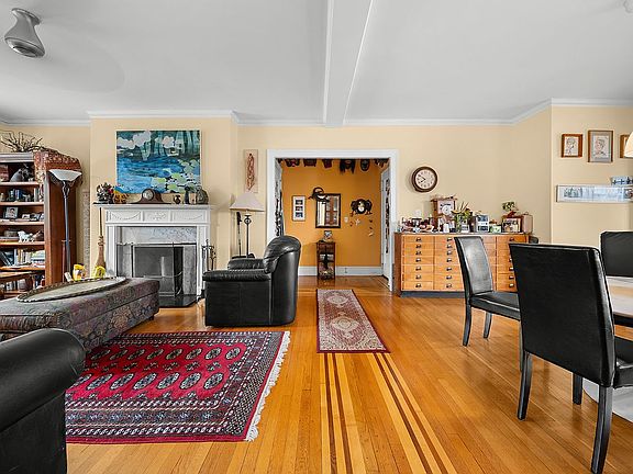 5th image of 35-19 76th St APT 52