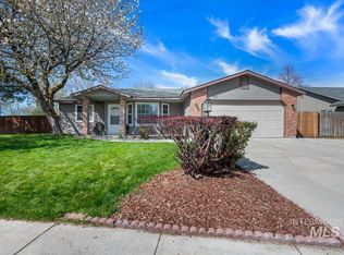 563 S Spoonbill Ave, Meridian, ID 83642