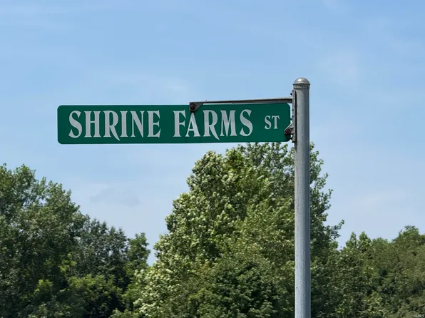 3930 N Shrine Farms St, Terre Haute, IN 47805