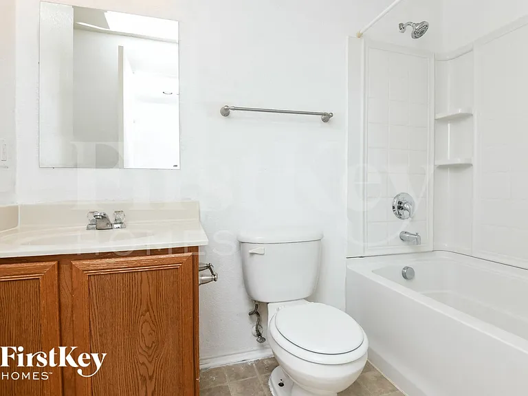 1317 Castle Ridge Rd — Photo 14
