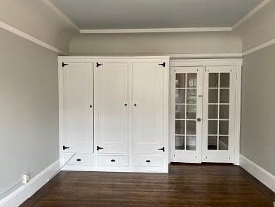 Large Master Bedroom 13' x 15'