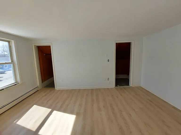 164 Main St #1 — Photo 7