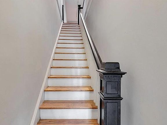 3rd image of 101 N Belmont Ave #2