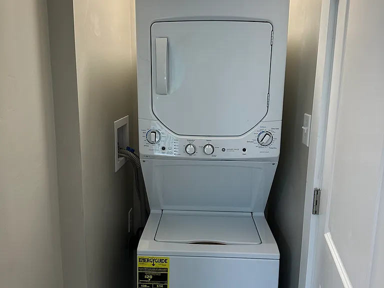 17 Central St #6 — Photo 18