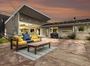 10101 W Grantosa Dr, Milwaukee, WI 53222