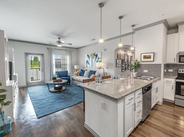 5857 Legacy Dr #1-1244