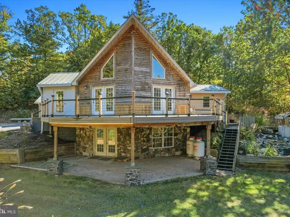 318 Pisgah Rd, Shermans Dale, PA 17090