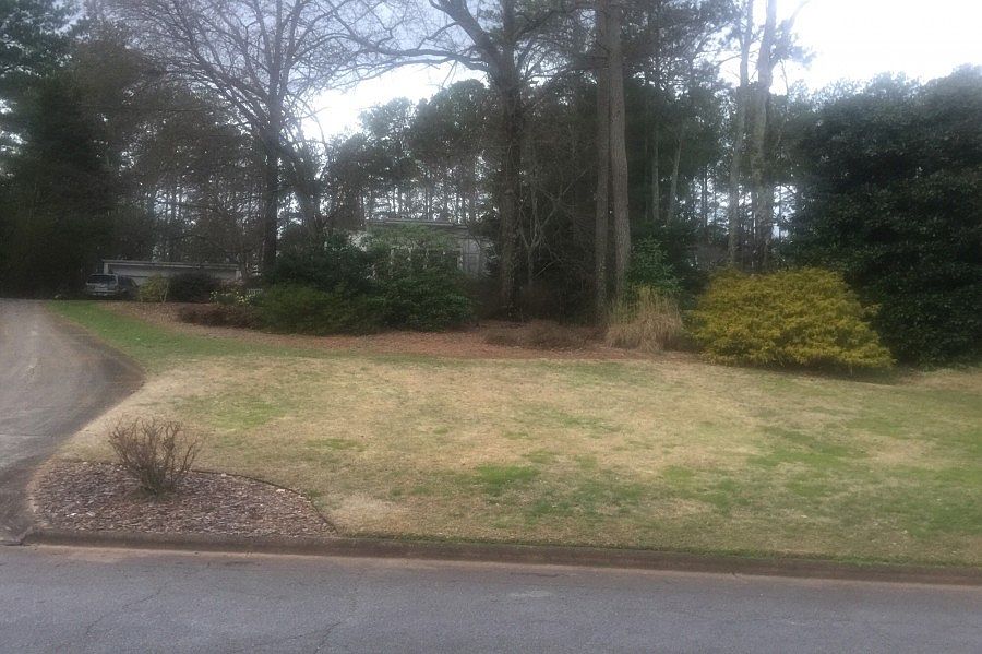1st image of 325 Saddle Horn Cir