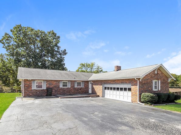 100 Chriswood Ave