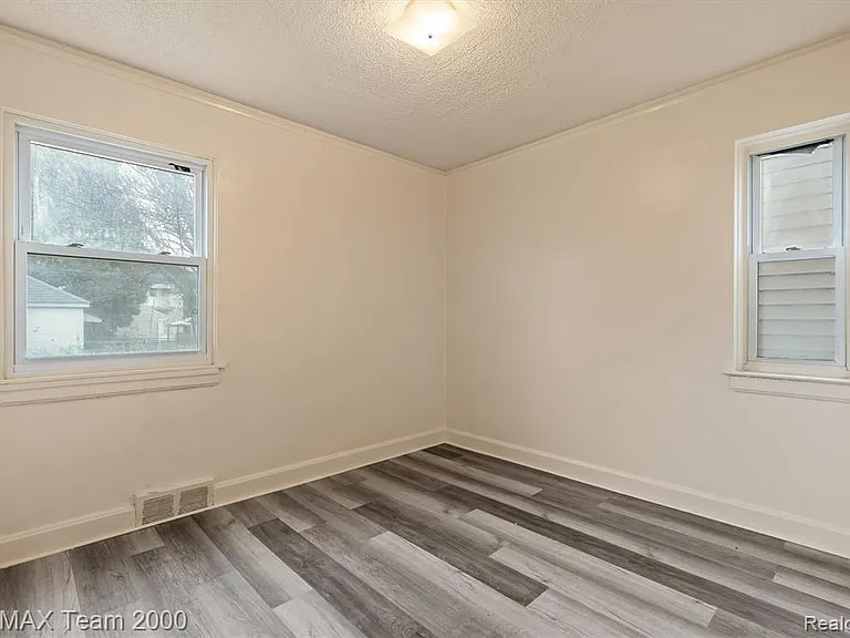 7444 Kendal St — Photo 13