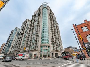 200 Rideau St #912, Ottawa, ON K1N 5Y1