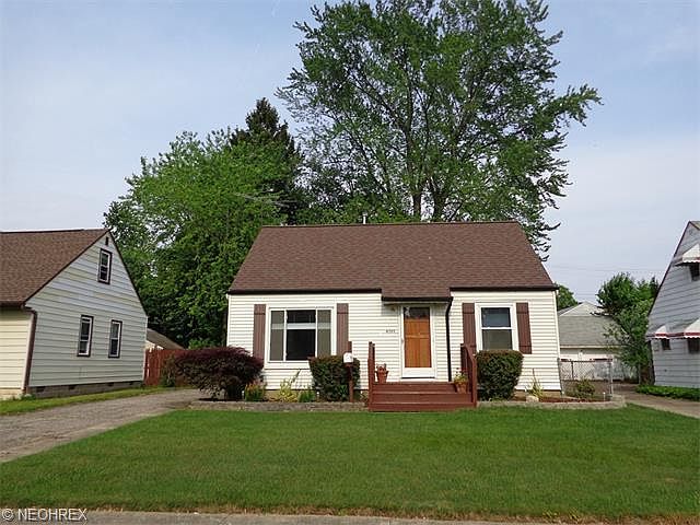 1st image of 4389 W 189th St