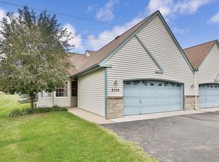 2185 Woodlynn Ave E, Maplewood, MN 55109